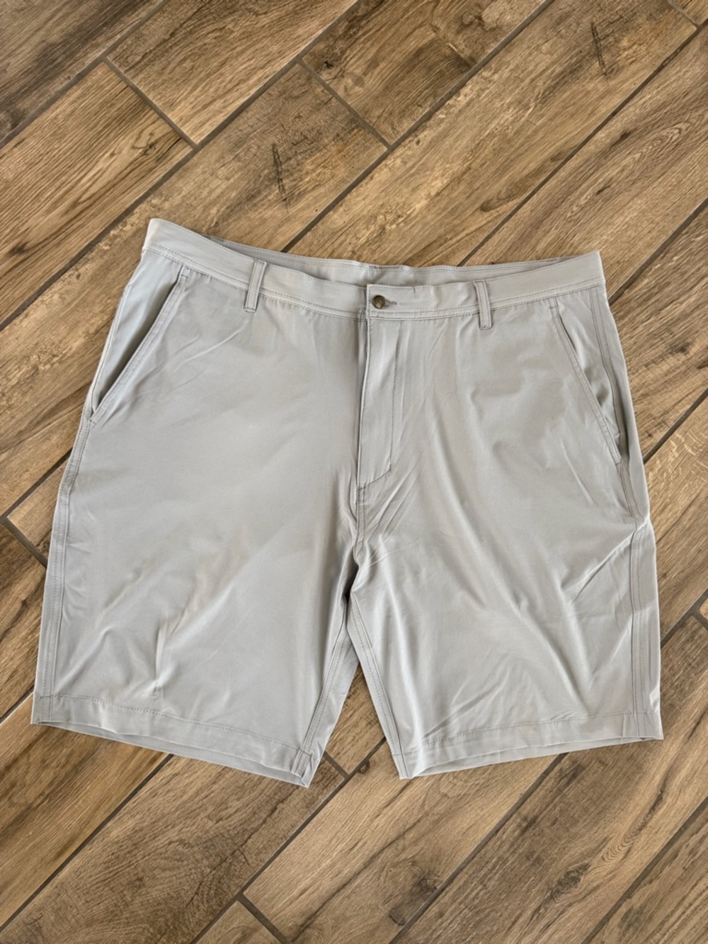 FootJoy Men’s Golf Shorts, Light Gray, Size 40